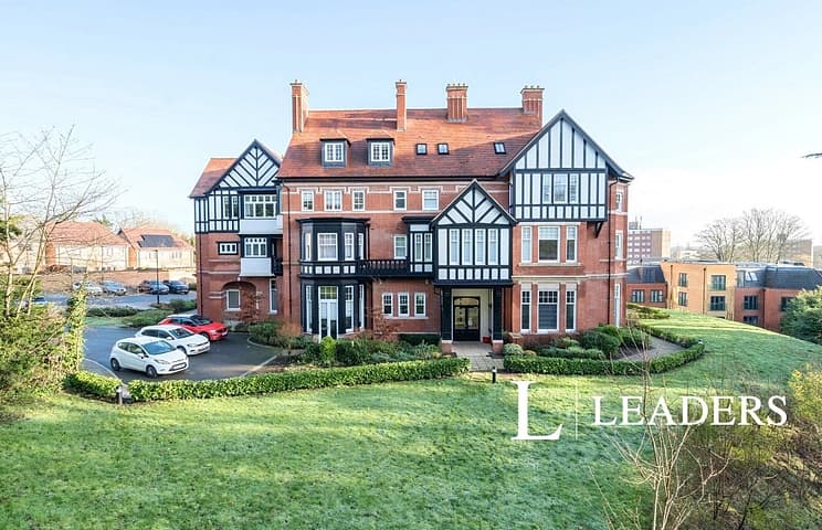 New House Farm Drive, Northfield, Birmingham, West Midlands, B31 — photo 4