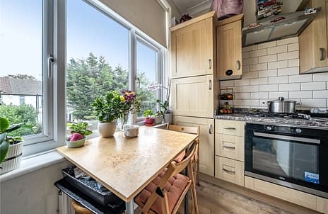 Inverness Avenue, Westcliff-on-Sea, Essex, SS0 — photo 3