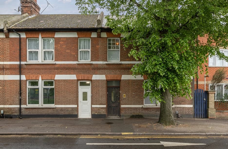 Victoria Avenue, Southend-on-Sea, Essex, SS2 — photo 1