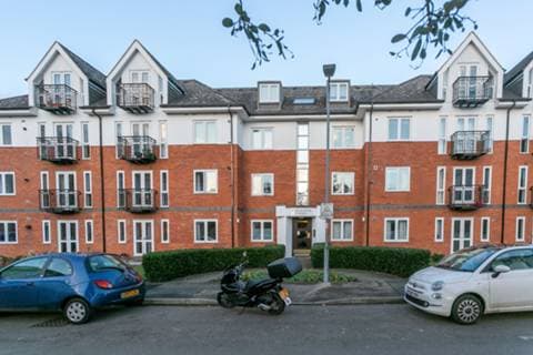 Worcester Court, St Albans, AL1 — photo 2