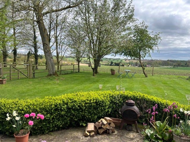 Idyllic Suffolk retreat — photo 2