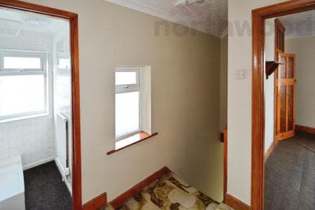 1 — photo 4