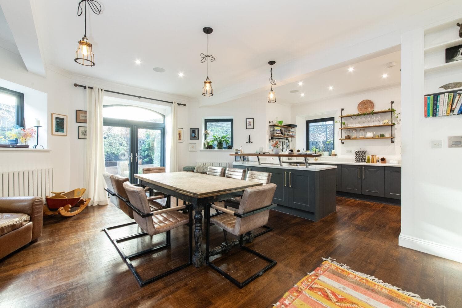 Property — photo 2