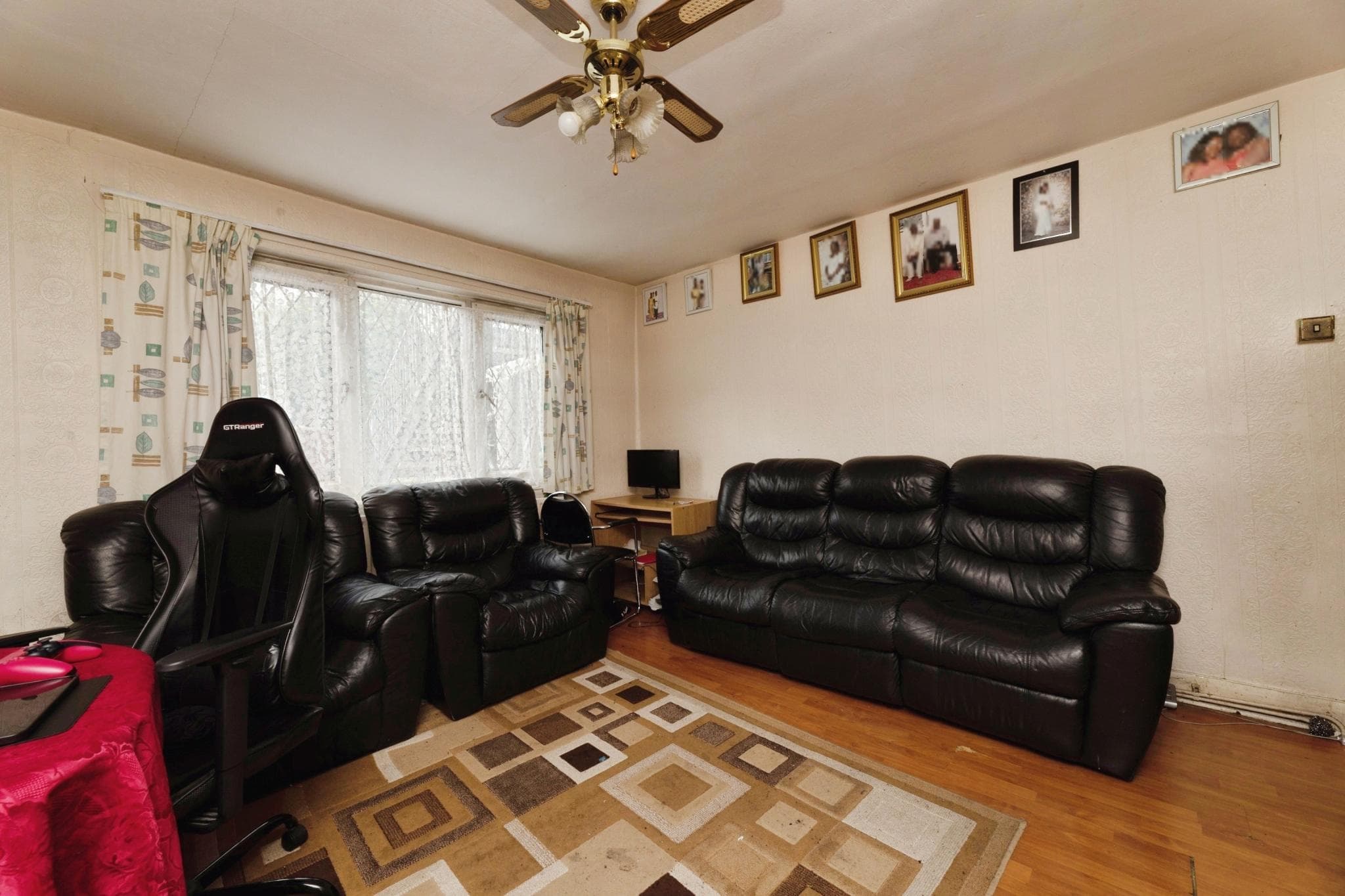 3 bedroom End of terrace house, Romborough Gardens‚ London‚ SE13 — photo 1