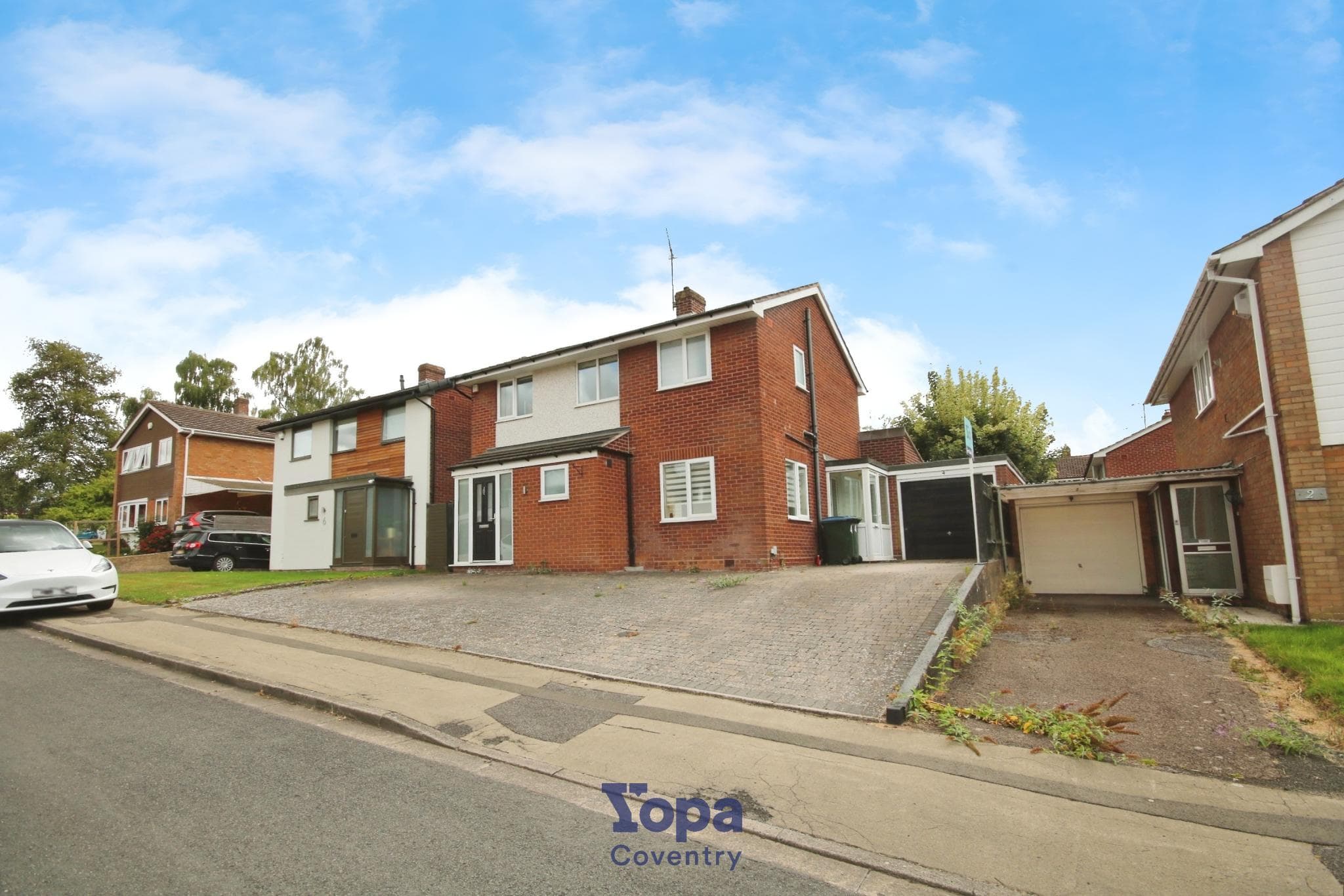 3 bedroom Semi-detached house, Barrow Road‚ Kenilworth‚ CV8 — photo 2