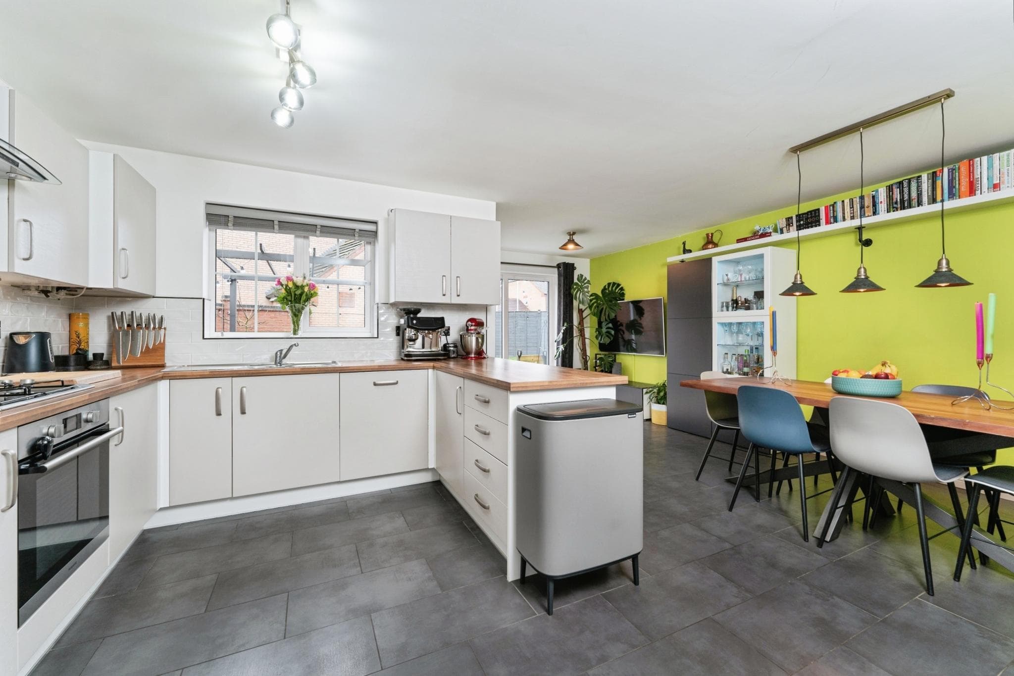 3 bedroom House, Wissey Way‚ Ely‚ CB6 — photo 2