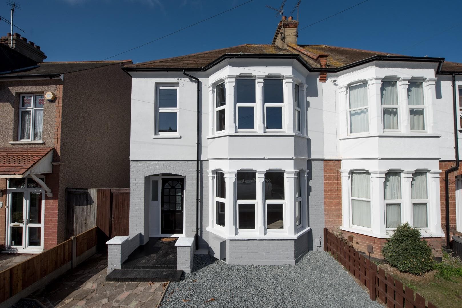 3 Bedroom House - Semi-Detached — photo 1