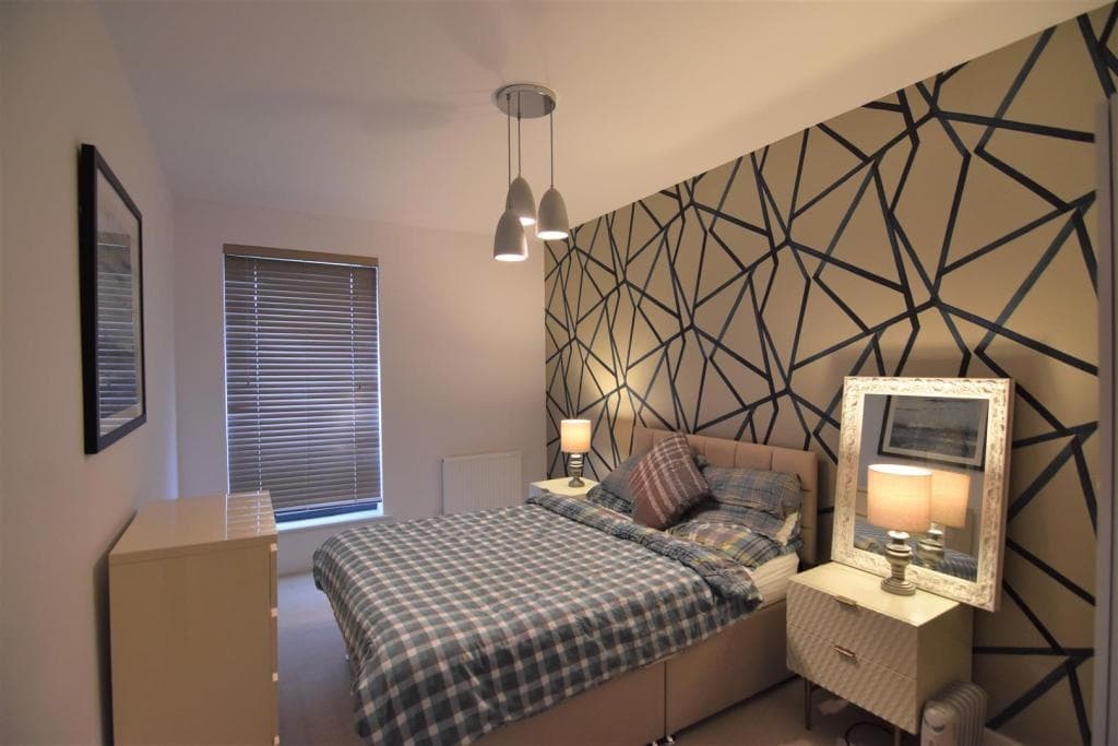 2 Bed Flat, Summer Lane, B19 — photo 5