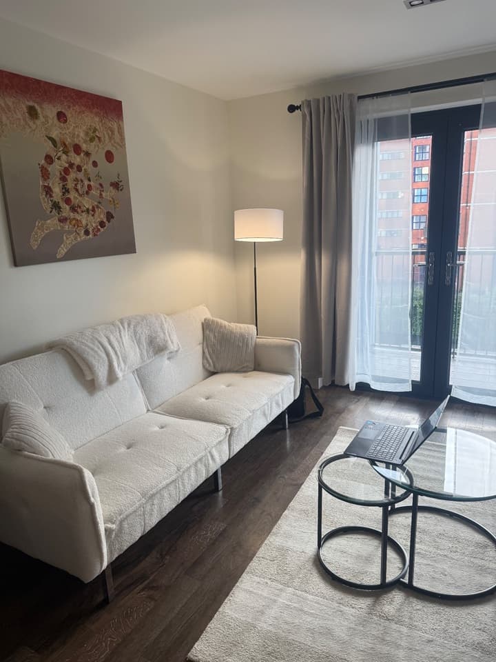 1 Bed Flat, The Hub, B4 — photo 3