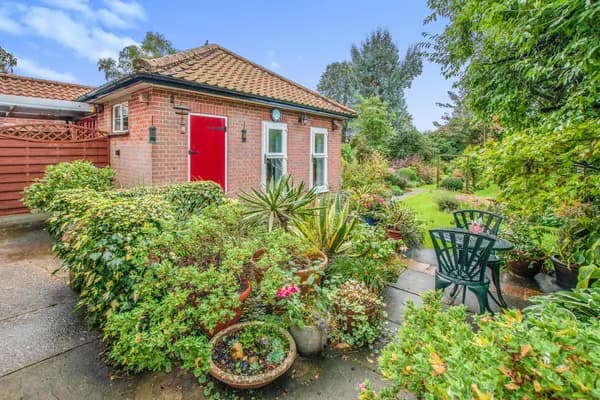 Horning Road West, Hoveton, Norwich, ..., Norwich — photo 4