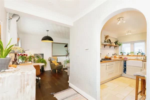 Margaret Paston Avenue, Norwich, Norf..., Norfolk — photo 2