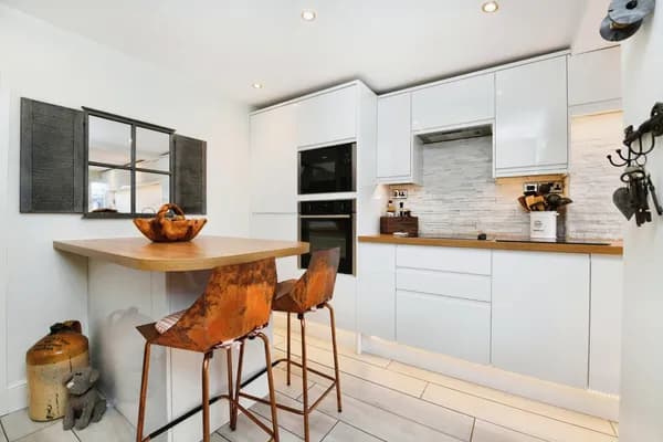 Hatch Road, Pilgrims Hatch, Brentwood..., Brentwood — photo 2