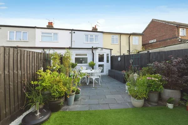 Hatch Road, Pilgrims Hatch, Brentwood..., Brentwood — photo 5