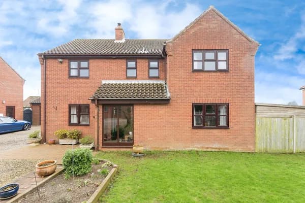Norwich Road, Roughton, Norwich, Norf..., Norwich — photo 2