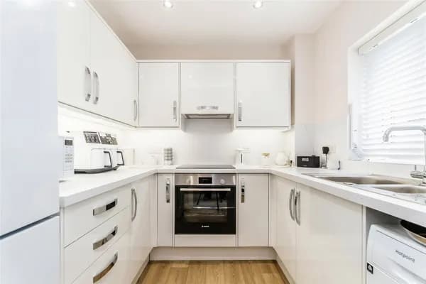 Tudor Court, 210 Main Road, Westerham..., Westerham — photo 3