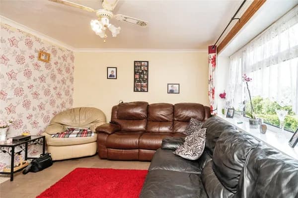 Rochford Garden Way, Rochford, Essex,..., Essex — photo 5