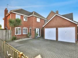 Yarmouth Road, Blofield, Norwich, Norwich — photo 2