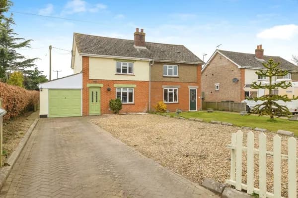 Watton Road, Larling, Norwich, Norfol..., Norwich — photo 1