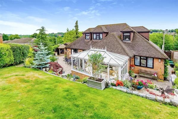 Highfield Road, Biggin Hill, Westerha..., Westerham — photo 2