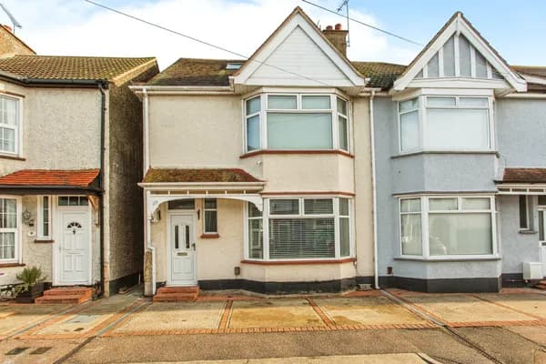 Richmond Avenue, Shoeburyness, Southe..., Southend-on-Sea — photo 1