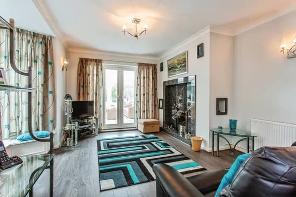 Little Wakering Road, Barling Magna, ..., Southend-On-Sea — photo 4