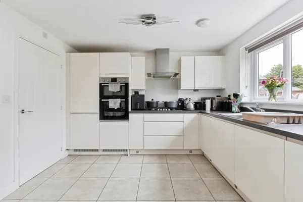 Robin Grove, WYMONDHAM, Norfolk, NR18, Norfolk — photo 2