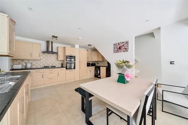 Beech Road, Biggin Hill, Westerham, TN16, Westerham — photo 3