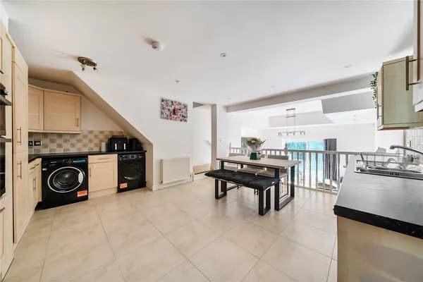 Beech Road, Biggin Hill, Westerham, TN16, Westerham — photo 5