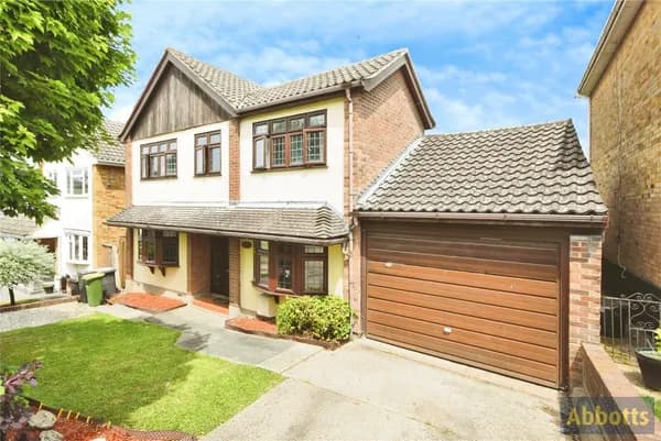 Elm Drive, Rayleigh, Essex, SS6, Essex — photo 1