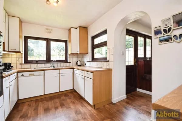 Elm Drive, Rayleigh, Essex, SS6, Essex — photo 4