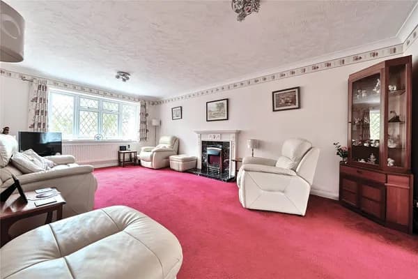 Phoenix Close, West Wickham, Kent, BR4, Kent — photo 3