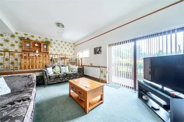 Eagles Drive, Tatsfield, Westerham, TN16, Westerham — photo 3