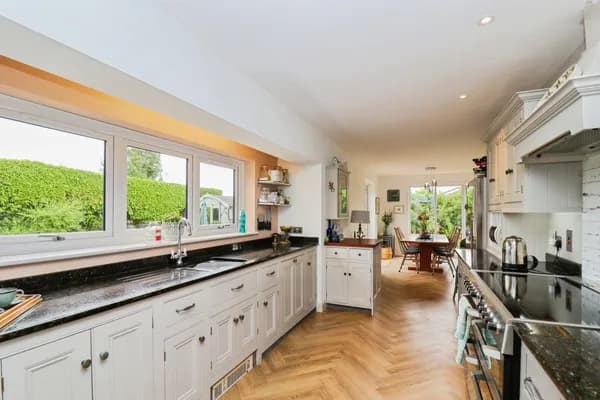Crown Road, Old Buckenham, Attleborou..., Attleborough — photo 2