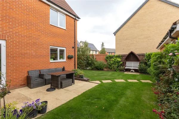 Swallow Drive, Wymondham, Norfolk, NR18, Norfolk — photo 2