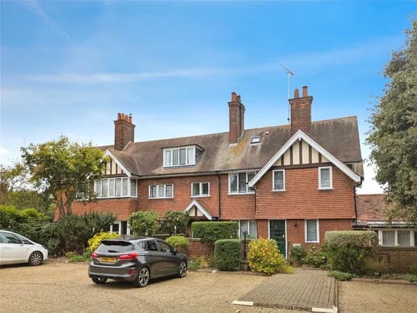 Cliff Avenue, Cromer, Norfolk, NR27, Norfolk — photo 1