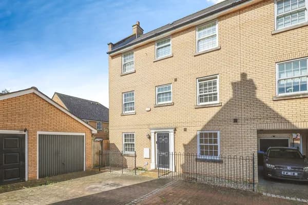 Damselfly Road, Ipswich, Suffolk, IP3, Suffolk — photo 1
