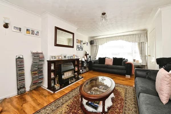Berwood Road, Stanford Le Hope, Essex..., Essex — photo 3
