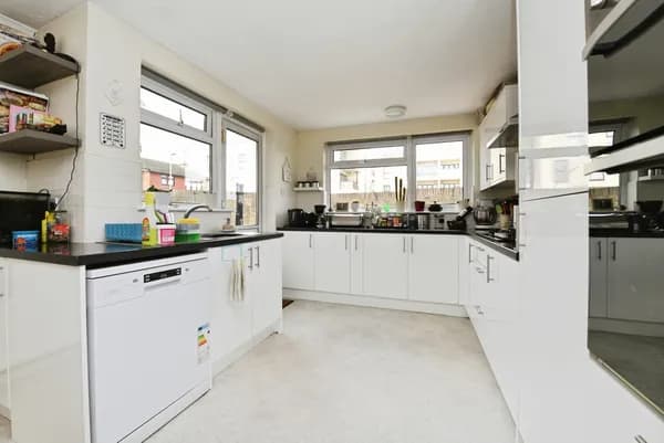 Berwood Road, Stanford Le Hope, Essex..., Essex — photo 5