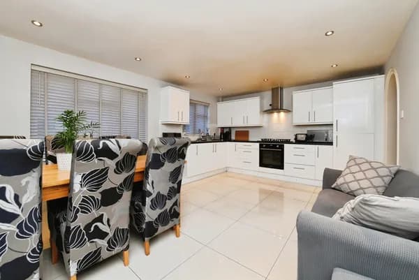 Middleton Row, South Woodham Ferrers,..., Chelmsford — photo 2