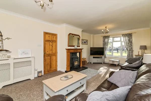 School Road, Ringsfield, Beccles, Suf..., Beccles — photo 4