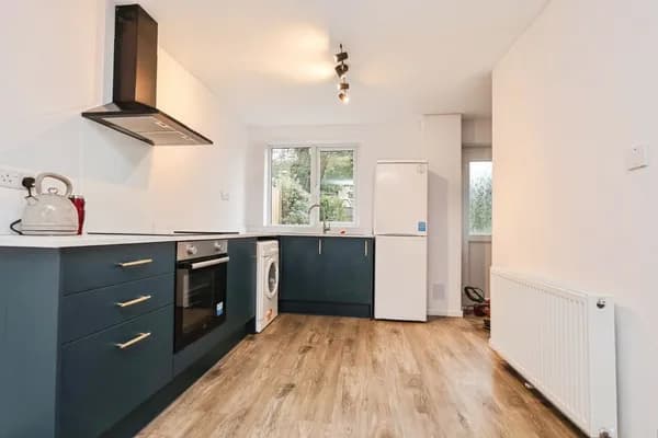 Leahurst Crescent, Birmingham, West M..., West Midlands — photo 3