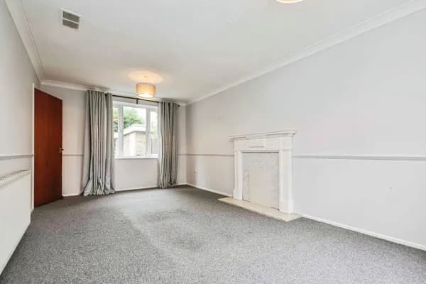Leahurst Crescent, Birmingham, West M..., West Midlands — photo 5