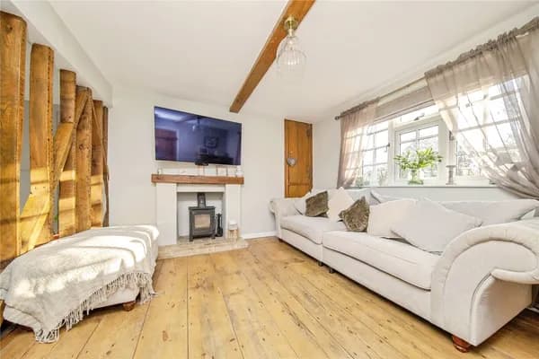 Halstead Road, COLCHESTER, Essex, CO6, Essex — photo 2