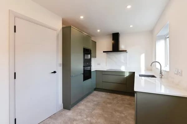 Cranleigh Drive, Leigh-on-Sea, Essex,..., Essex — photo 5