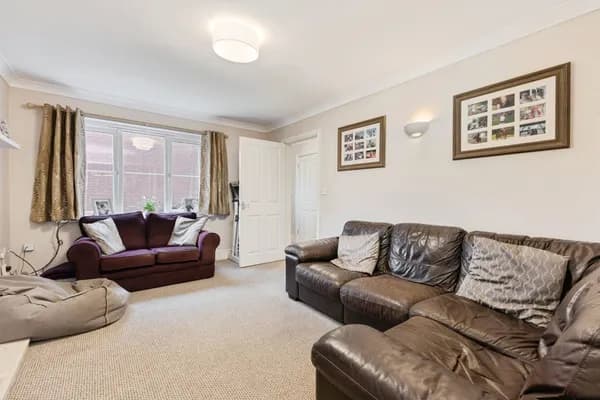 Forge Close, Old Buckenham, Attleboro..., Attleborough — photo 4
