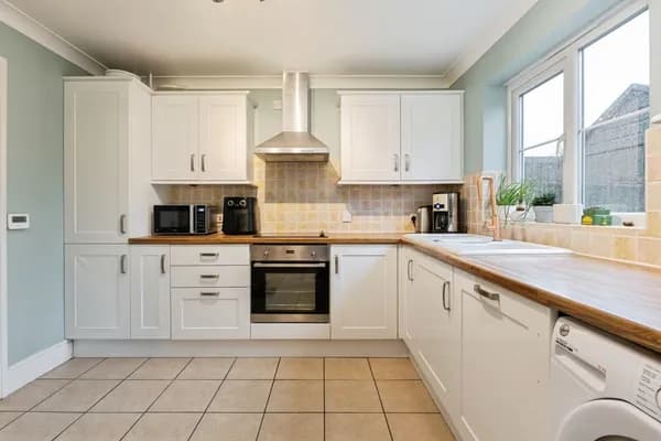 Forge Close, Old Buckenham, Attleboro..., Attleborough — photo 3