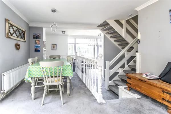 Sunningvale Avenue, Biggin Hill, West..., Westerham — photo 5