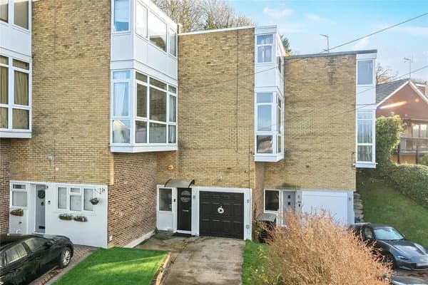 Sunningvale Avenue, Biggin Hill, West..., Westerham — photo 2