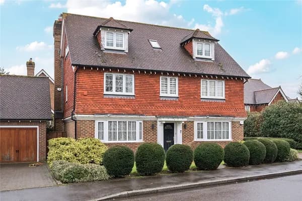 Sandringham Drive, Dartford, Kent, DA2, Kent — photo 1