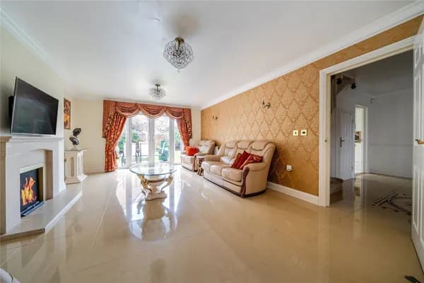 Sandringham Drive, Dartford, Kent, DA2, Kent — photo 3
